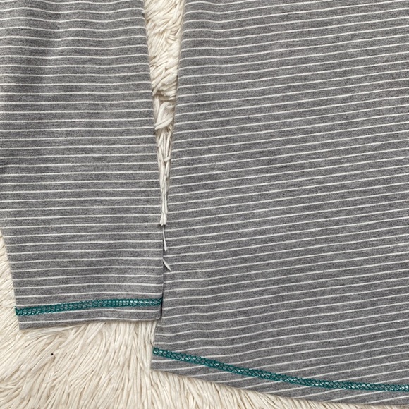 Ces Femme Exposed Seam Striped Top 💗 Gray White & Turquoise - Picture 10 of 15